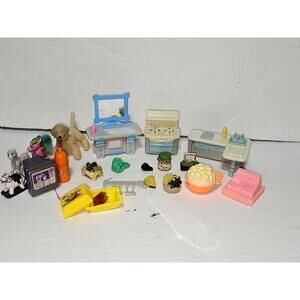 Vintage Barbie & Doll Miniatures Kameny 80's Kitchen/ Bedroom Dresser And Foods